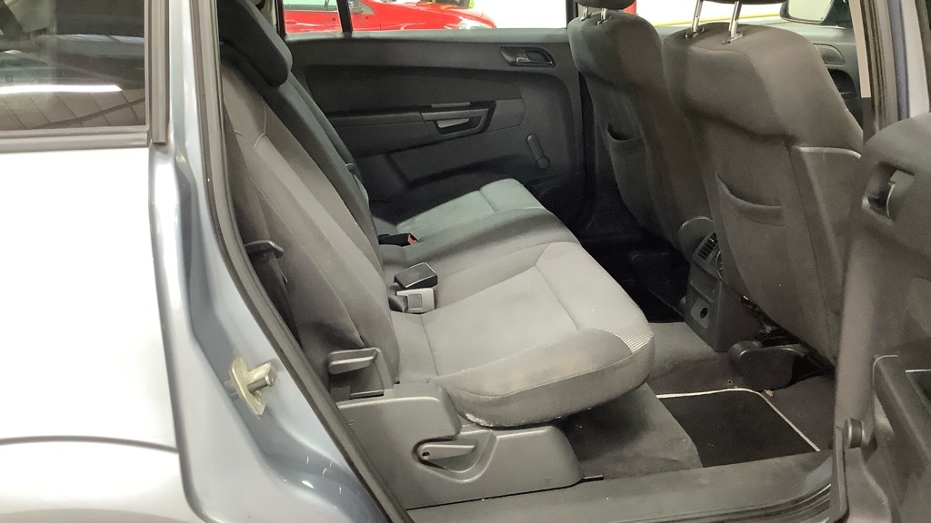 Used Vauxhall Zafira 2010 for sale - 76706302: Photo 8