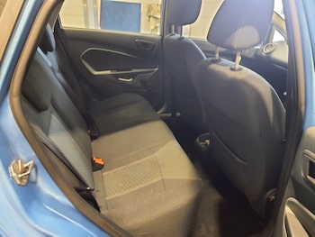 Used Ford Fiesta 2010 for sale - 78353252: Photo