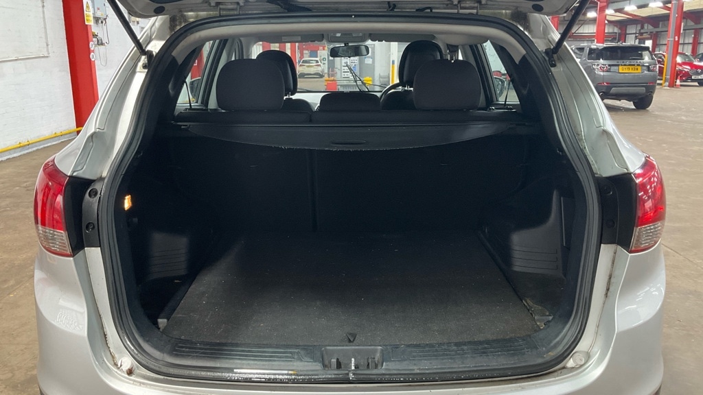 Used Hyundai Ix35 2012 for sale - 76968554: Photo 7