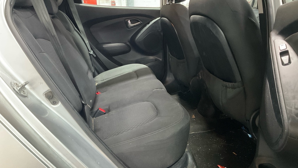 Used Hyundai Ix35 2012 for sale - 76968554: Photo 8