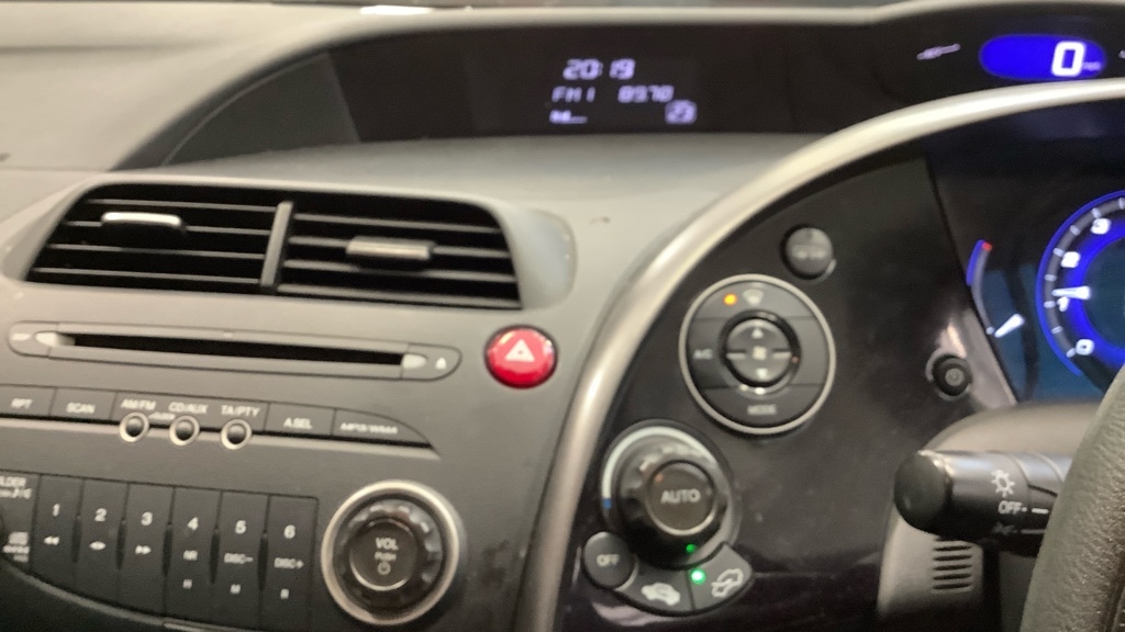 Used Honda Civic 2008 for sale - 77297342: Photo 11