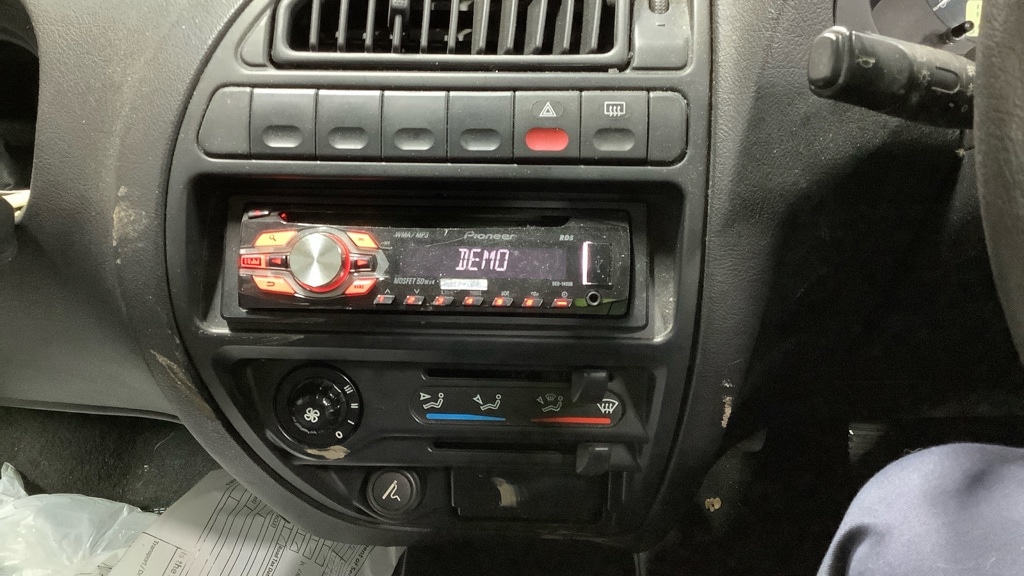 Used Citroen Saxo 2003 for sale - 77207219: Photo 10