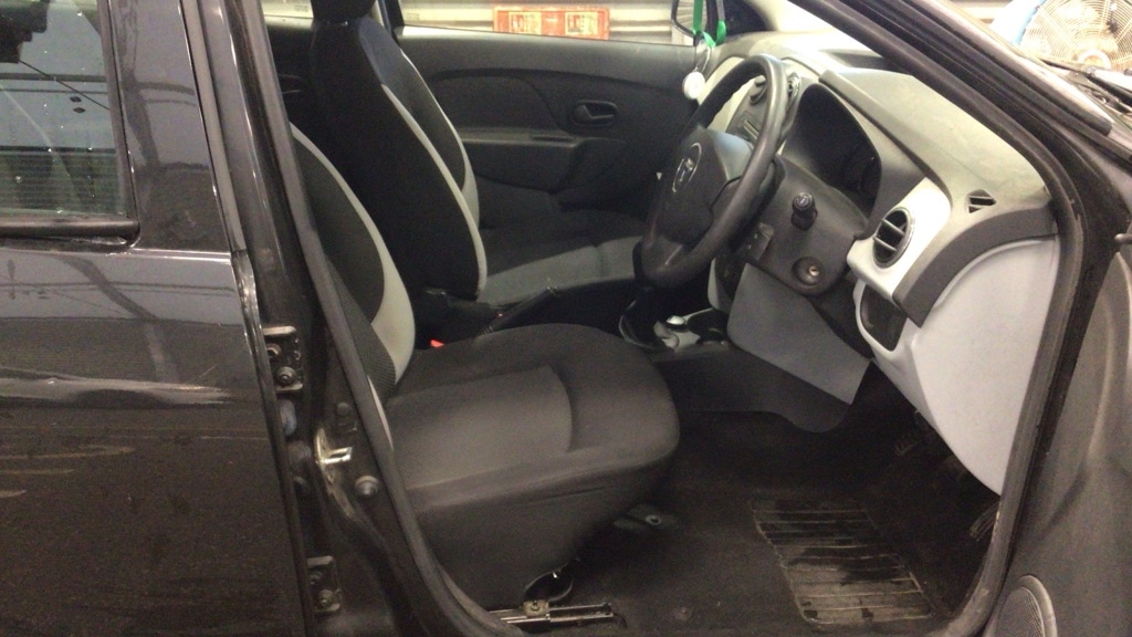 Used Dacia Sandero 2014 for sale - 77072827: Photo 8