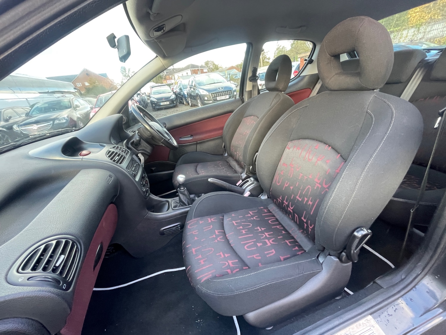 Used Peugeot 206 2005 for sale - 76374411: Photo 12