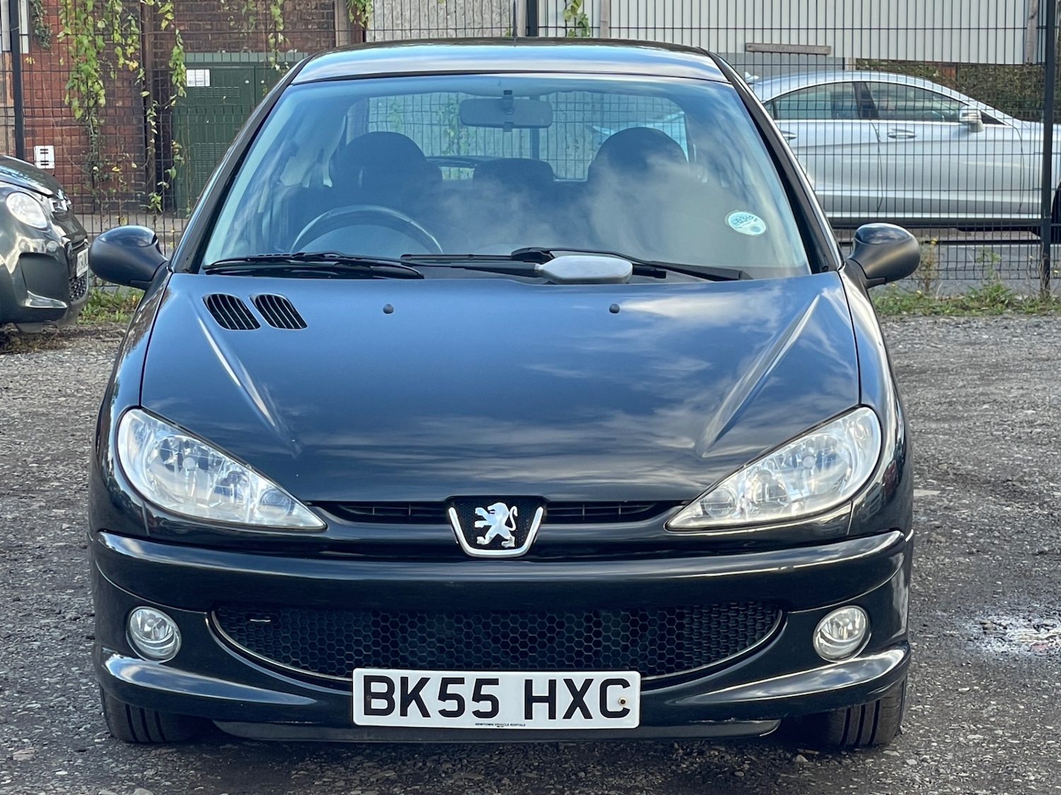Used Peugeot 206 2005 for sale - 76374411: Photo 2
