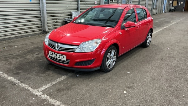 Used Vauxhall Astra 2009 for sale - 76264197: Photo 2