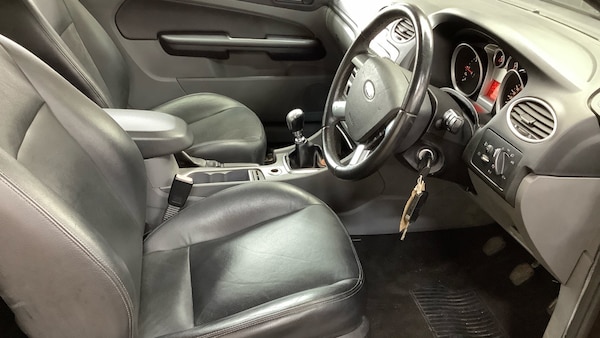 Used Ford Focus CC 2009 for sale - 76266186: Photo 10