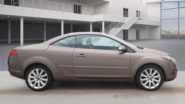Used Ford Focus CC 2009 for sale - 76266186: Photo 6