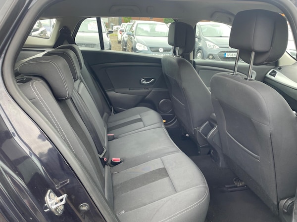 Used Renault Megane 2010 for sale - 75036552: Photo 9
