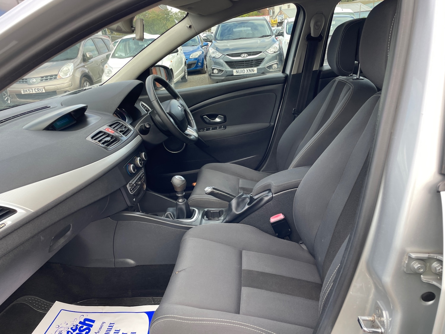 Used Renault Megane 2010 for sale - 75743603: Photo 12