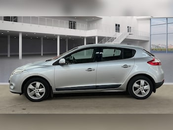 Used Renault Megane 2010 for sale - 75743603: Photo