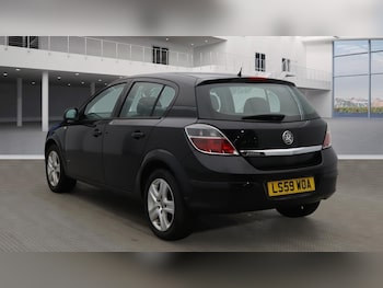 Used Vauxhall Astra 2009 for sale - 76437149: Photo