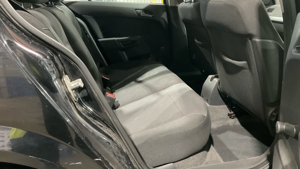 Used Vauxhall Astra 2009 for sale - 76437149: Photo 9