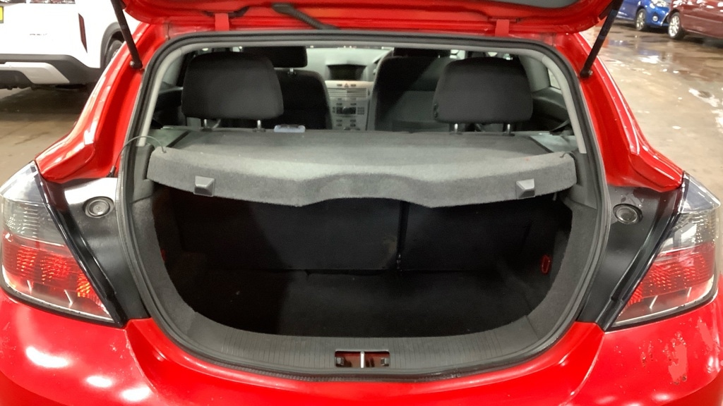 Used Vauxhall Astra 2010 for sale - 77165474: Photo 5