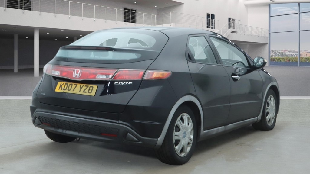 Used Honda Civic 2007 for sale - 77460350: Photo 4