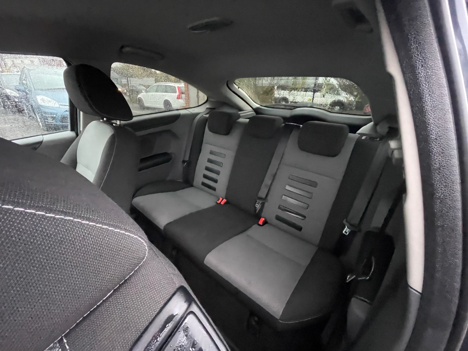 Used Ford Focus 2011 for sale - 76437118: Photo 13