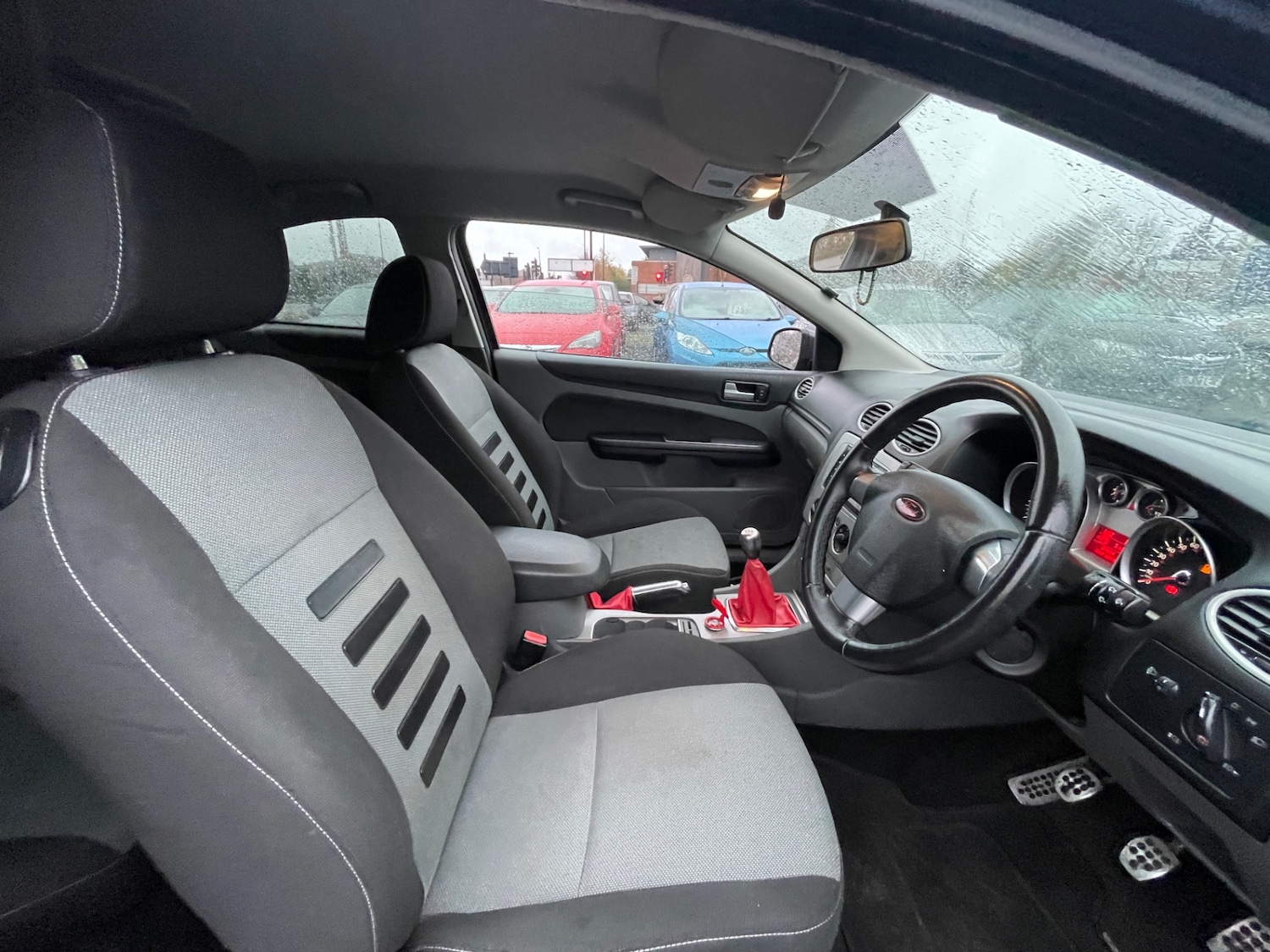 Used Ford Focus 2011 for sale - 76437118: Photo 14