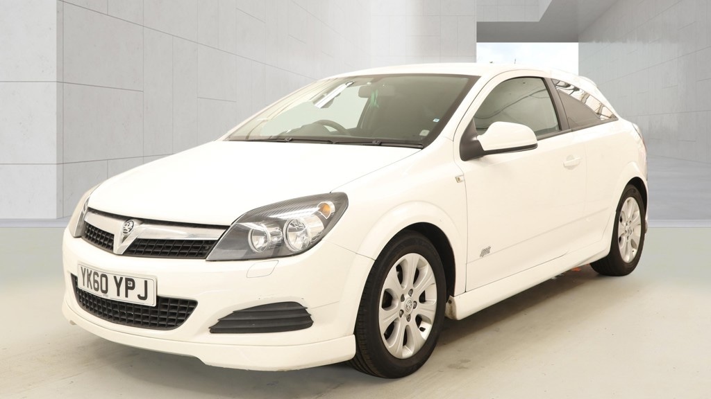 Used Vauxhall Astra 2010 for sale - 78197165: Photo 2