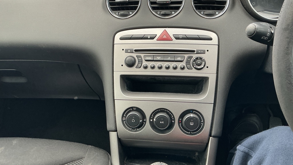 Used Peugeot 308 2012 for sale - 78197180: Photo 10