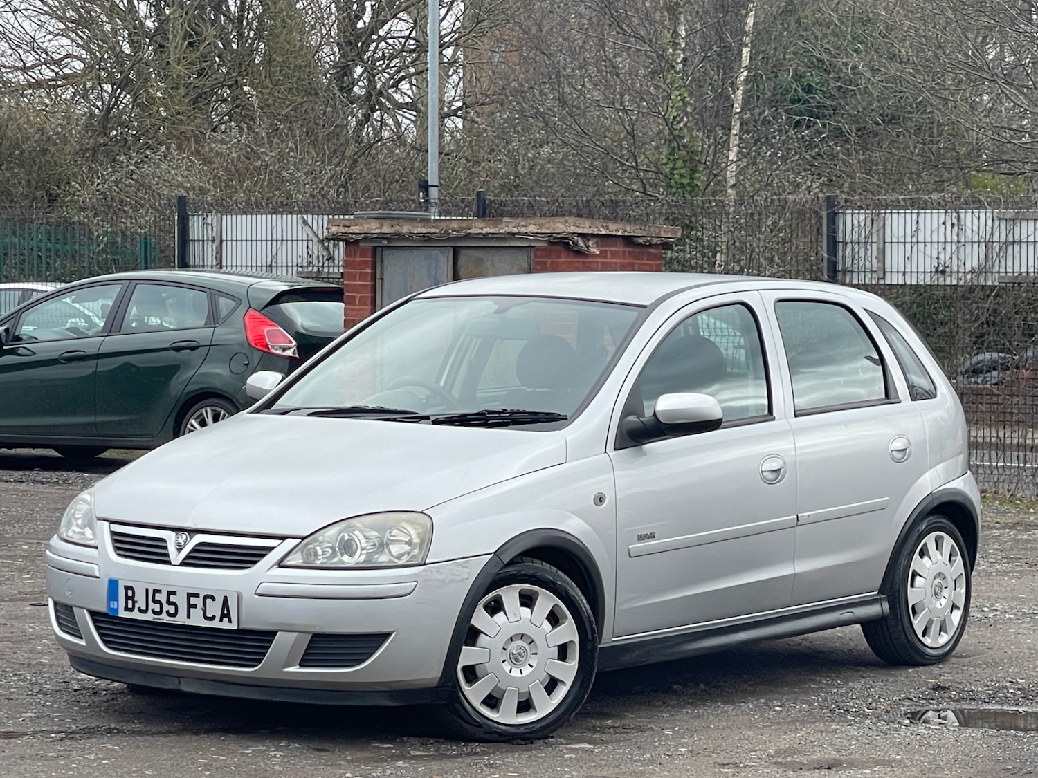 Used Vauxhall Corsa 2005 for sale - 77635378: Photo 3