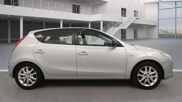 Used Hyundai i30 2009 for sale - 76299031: Photo 5