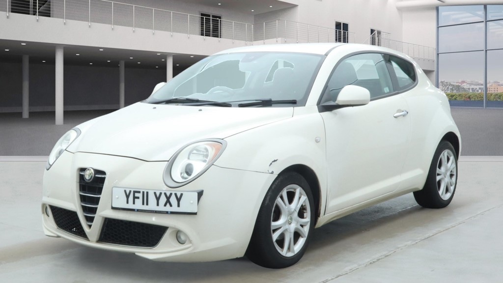 Used Alfa Romeo MiTo 2011 for sale - 76734776: Photo 2