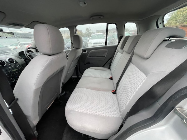 Used Ford Fusion 2003 for sale - 76161614: Photo 10