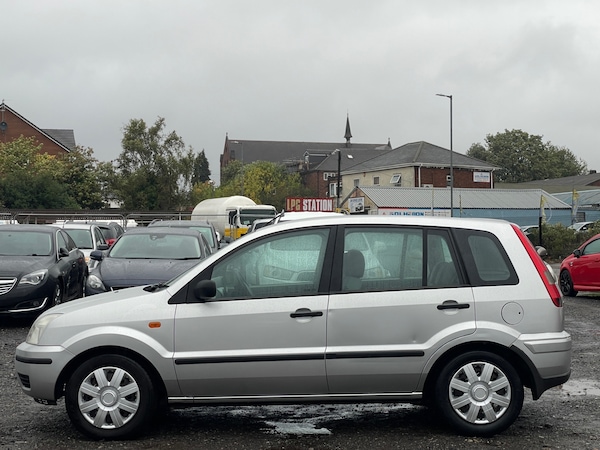 Used Ford Fusion 2003 for sale - 76161614: Photo 5