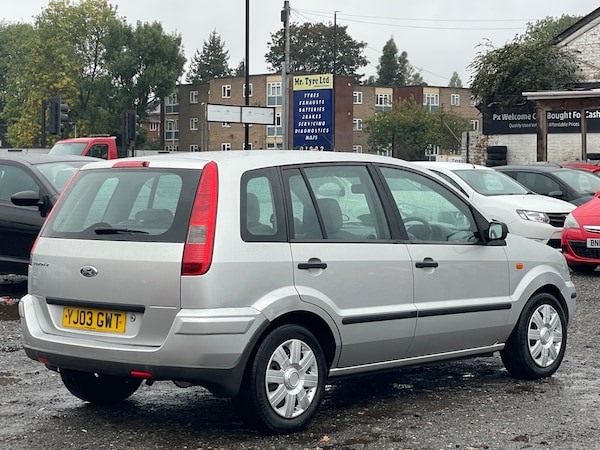 Used Ford Fusion 2003 for sale - 76161614: Photo 8