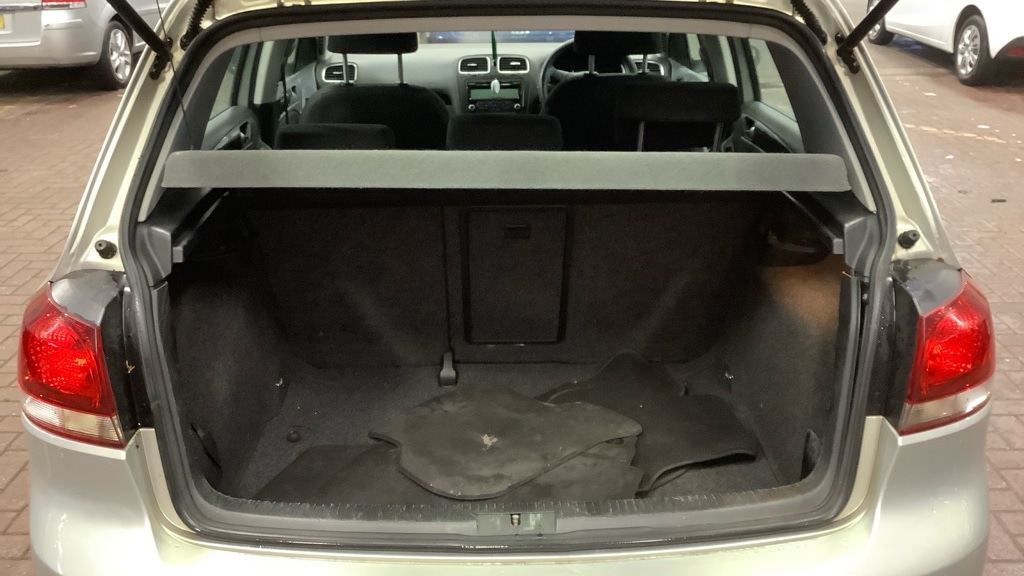 Used Volkswagen Golf 2009 for sale - 77183314: Photo 8