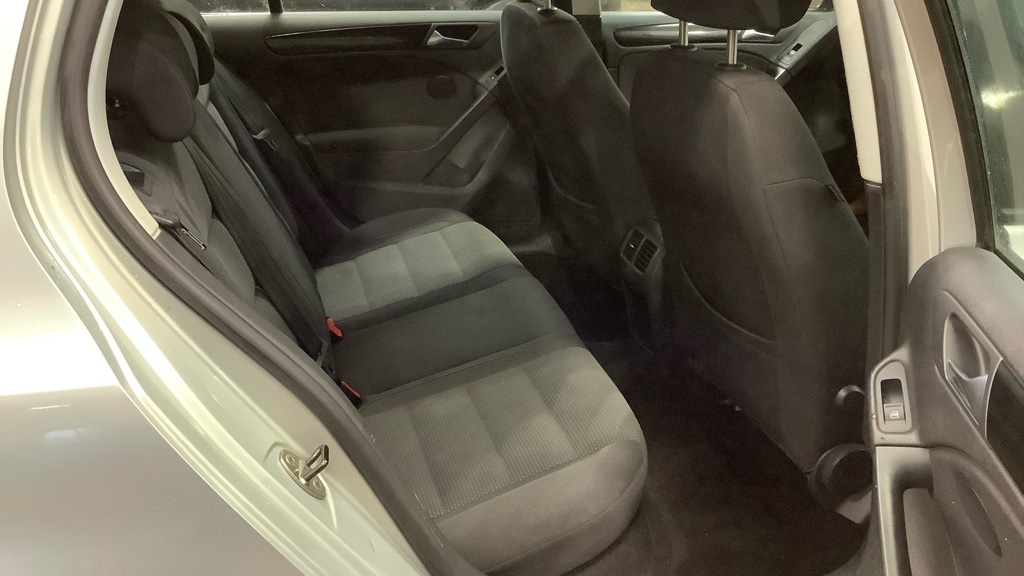 Used Volkswagen Golf 2009 for sale - 77183314: Photo 9