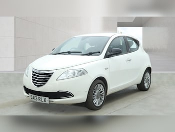 Used Chrysler Ypsilon 2013 for sale - 78197152: Photo