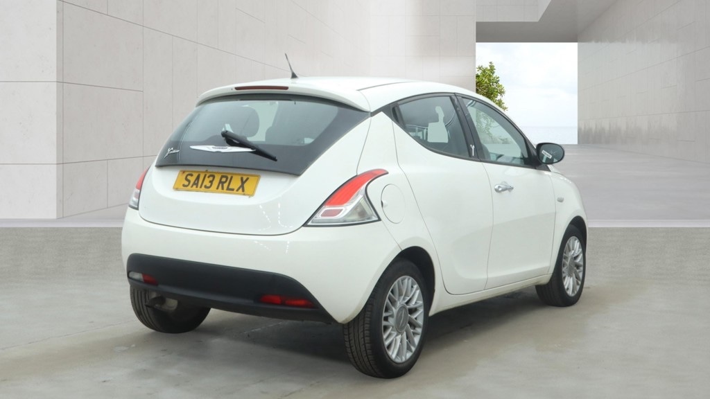 Used Chrysler Ypsilon 2013 for sale - 78197152: Photo 4