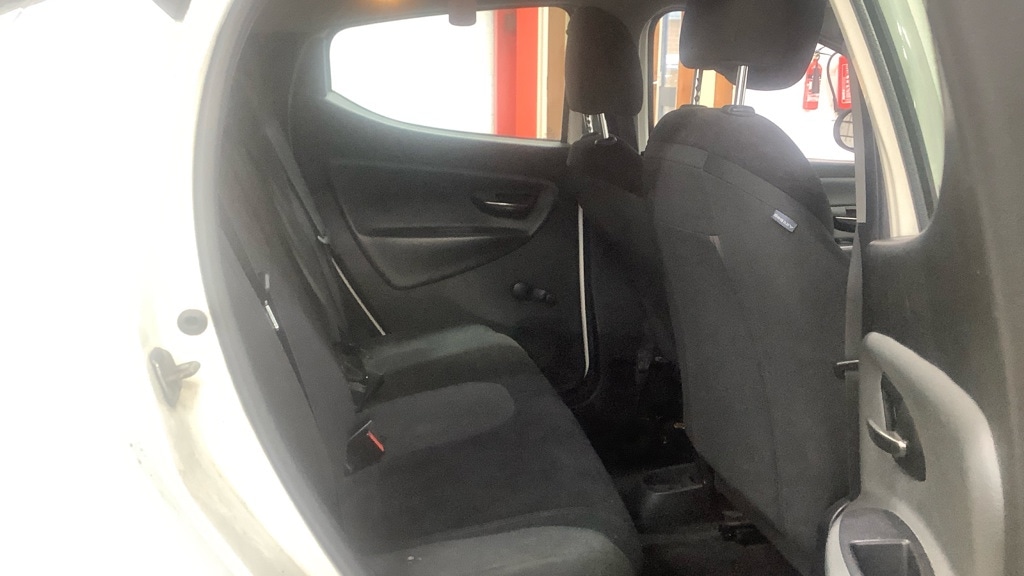 Used Chrysler Ypsilon 2013 for sale - 78197152: Photo 8