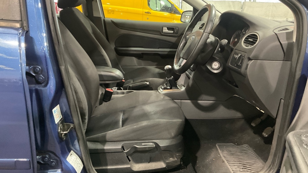 Used Ford Focus 2007 for sale - 76684479: Photo 10