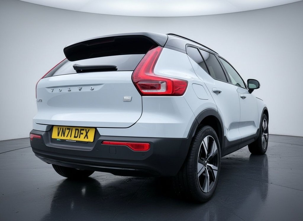 Used Volvo XC40 2021 for sale - 77632152: Photo 5