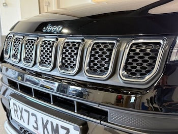 Used Jeep Compass 2023 for sale - 76621592: Photo