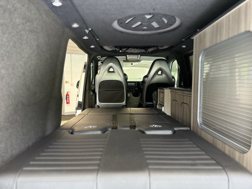 Used Volkswagen Transporter 2015 for sale - 77551446: Photo 8