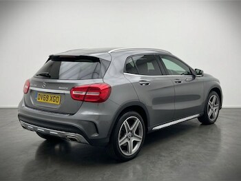 Used Mercedes-Benz GLA 2019 for sale - 77841328: Photo
