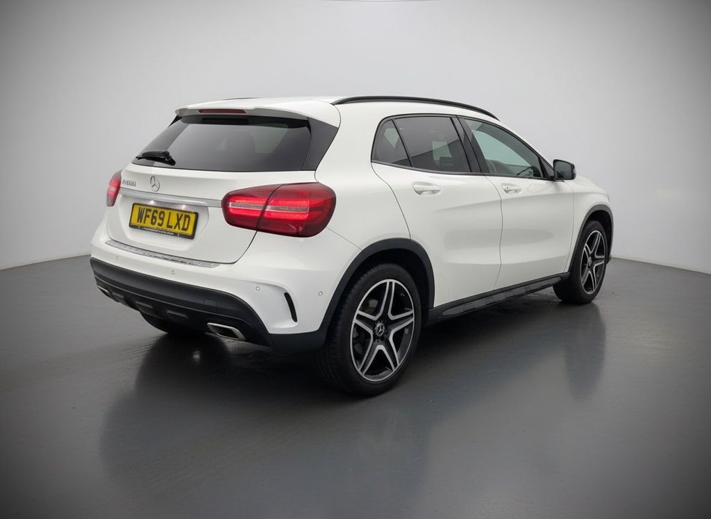Used Mercedes-Benz GLA 2019 for sale - 77576075: Photo 3