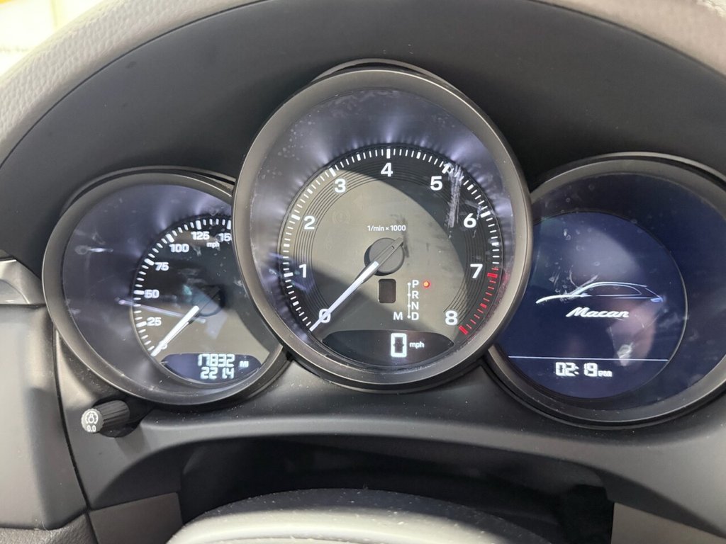 Used Porsche Macan 2023 for sale - 77551456: Photo 21