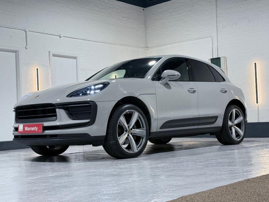 Used Porsche Macan 2023 for sale - 77551456: Photo 9