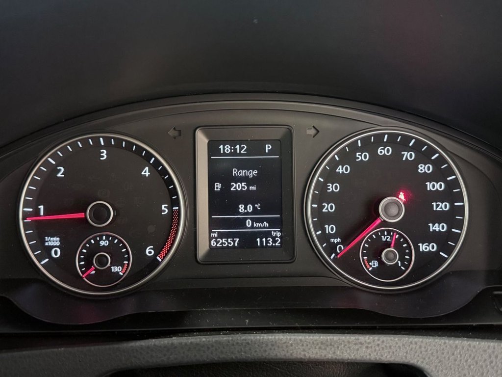 Used Volkswagen Transporter 2015 for sale - 76691327: Photo 15