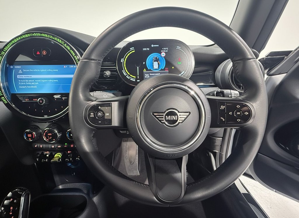 Used MINI Hatch 2021 for sale - 76621599: Photo 3