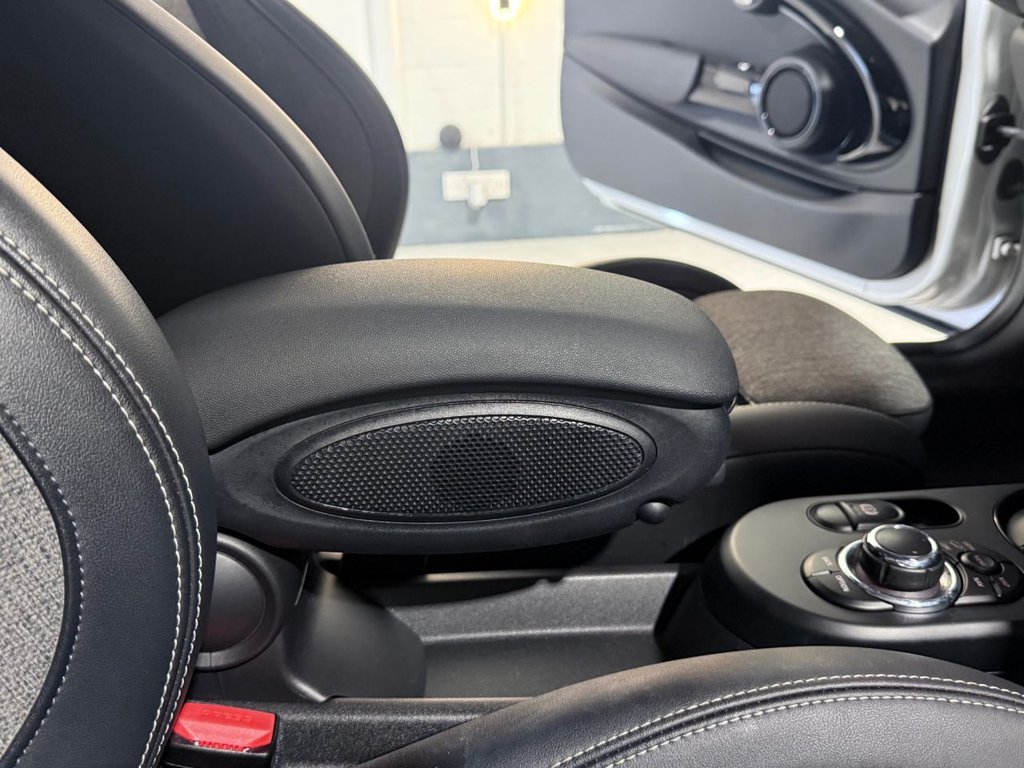 Used MINI Hatch 2021 for sale - 76621599: Photo 45