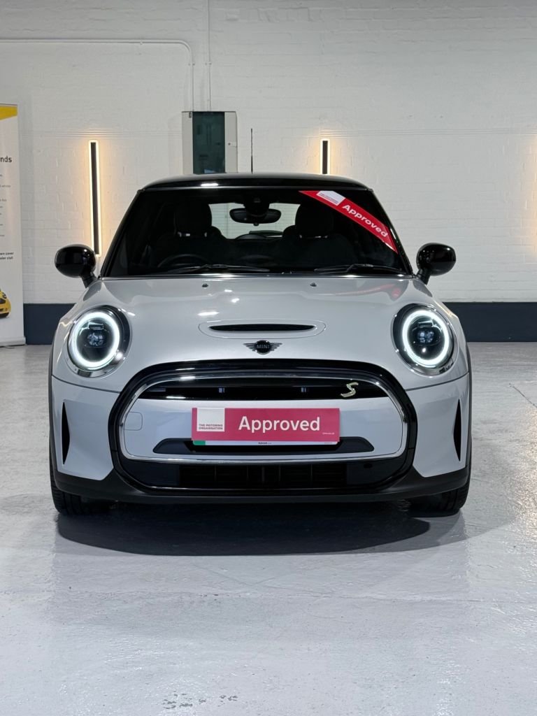 Used MINI Hatch 2021 for sale - 76621599: Photo 8