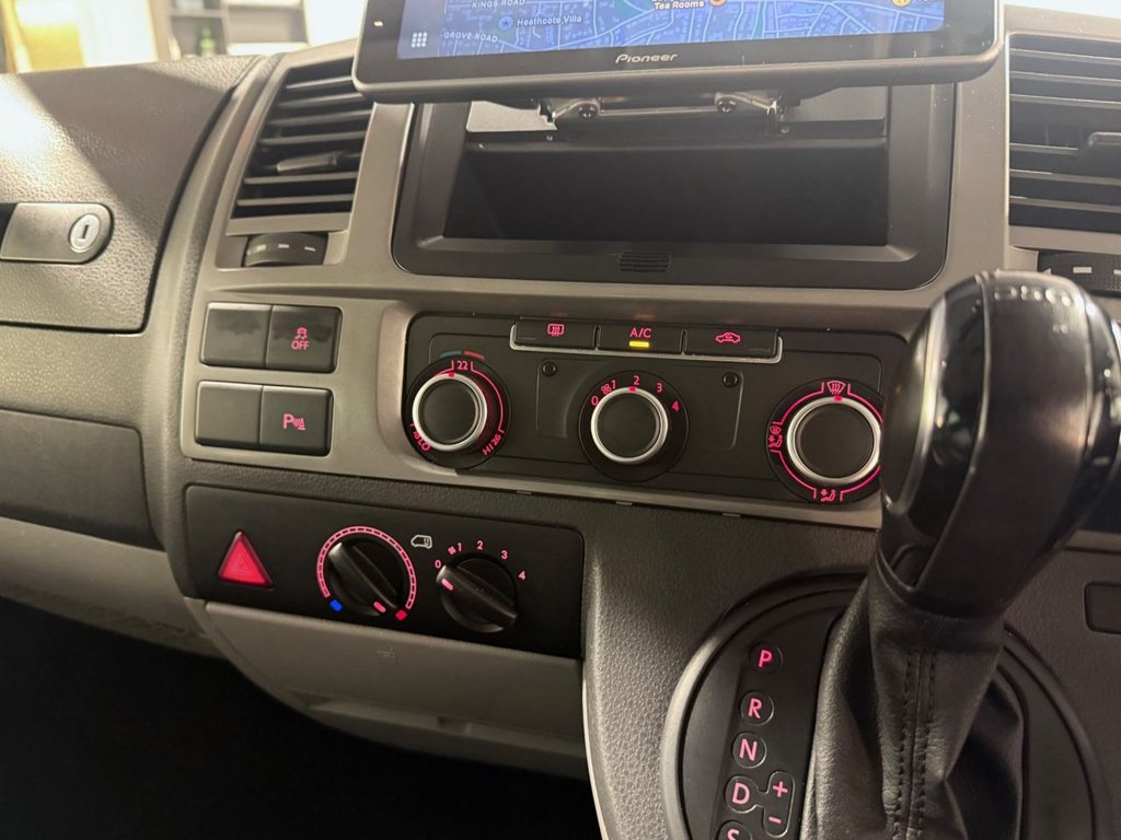 Used Volkswagen Transporter 2015 for sale - 77551458: Photo 18