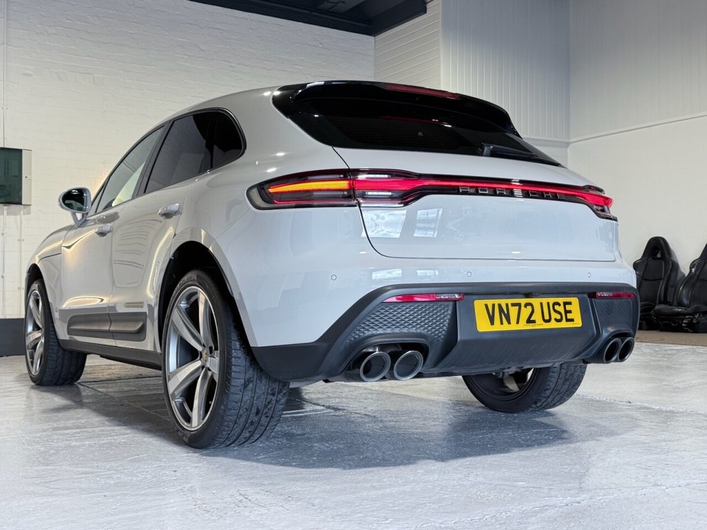 Used Porsche Macan 2023 for sale - 76621584: Photo 35