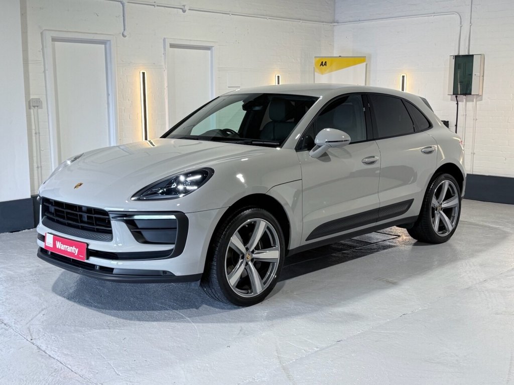 Used Porsche Macan 2023 for sale - 76621584: Photo 41