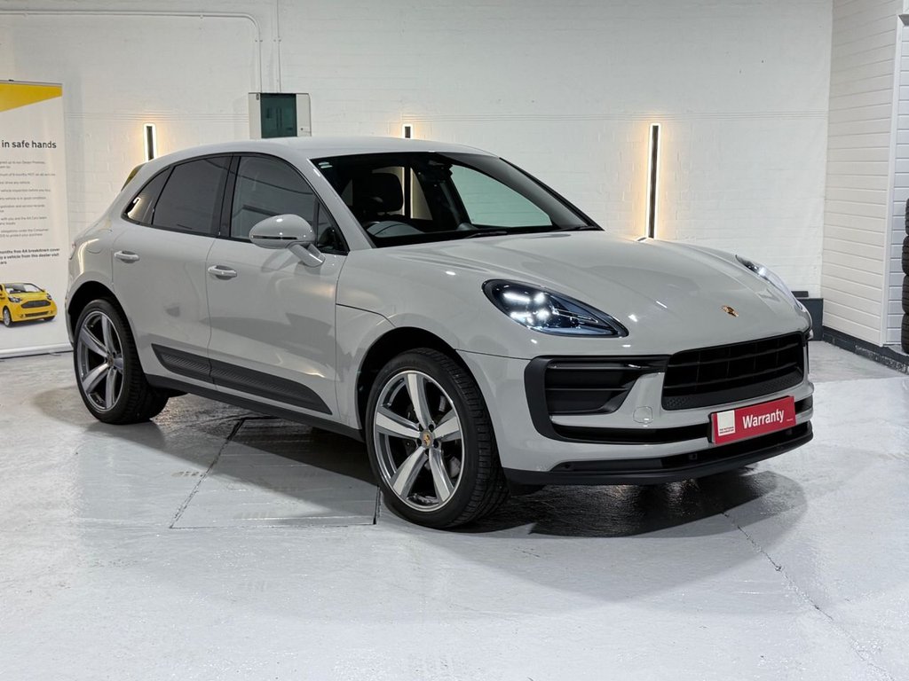 Used Porsche Macan 2023 for sale - 76621584: Photo 6